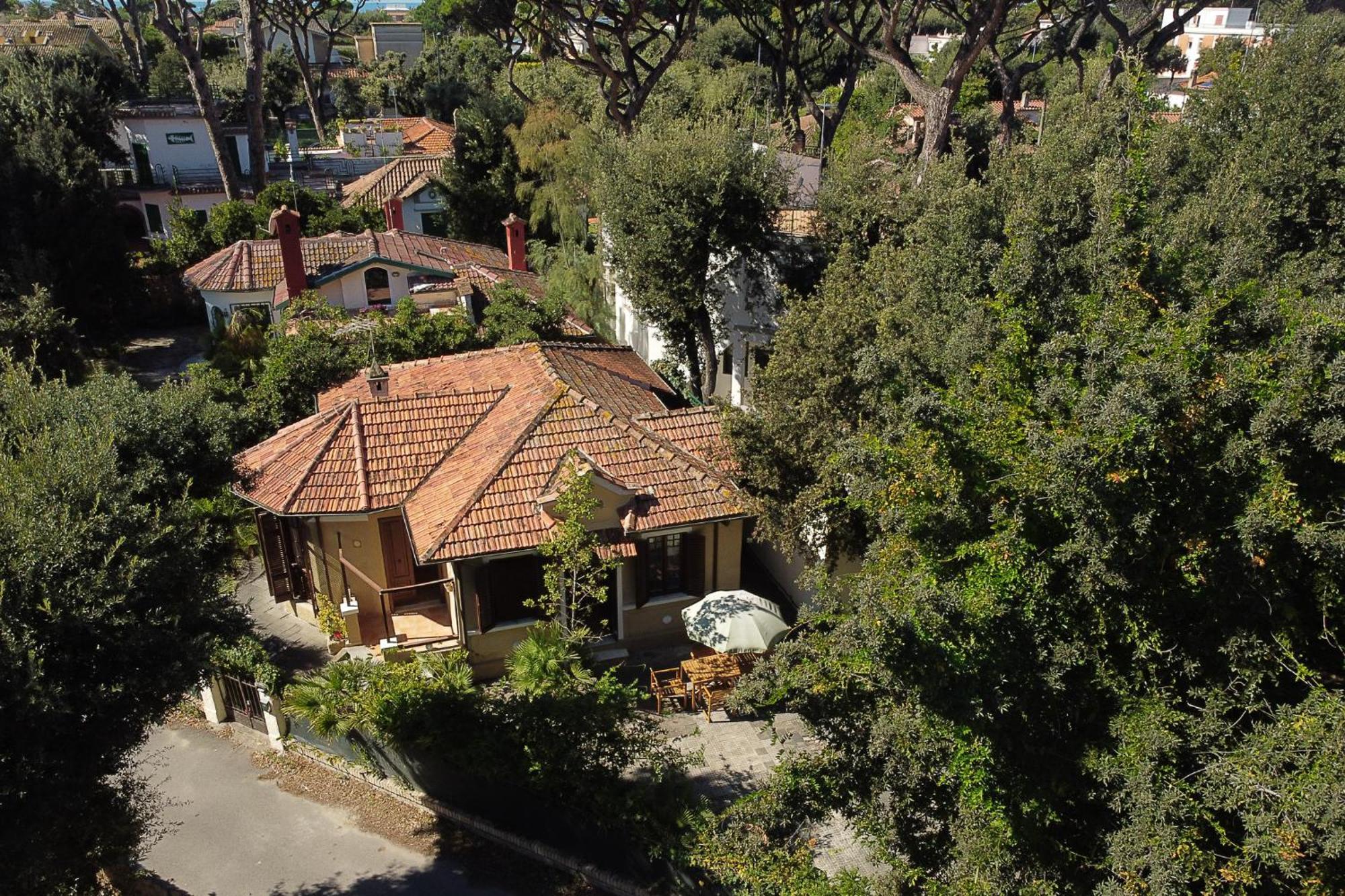 Exclusive Charming Villa - Free Parking 400 Mq Garden - Rome Airport - Roseto Villa Dream 프레제네 외부 사진