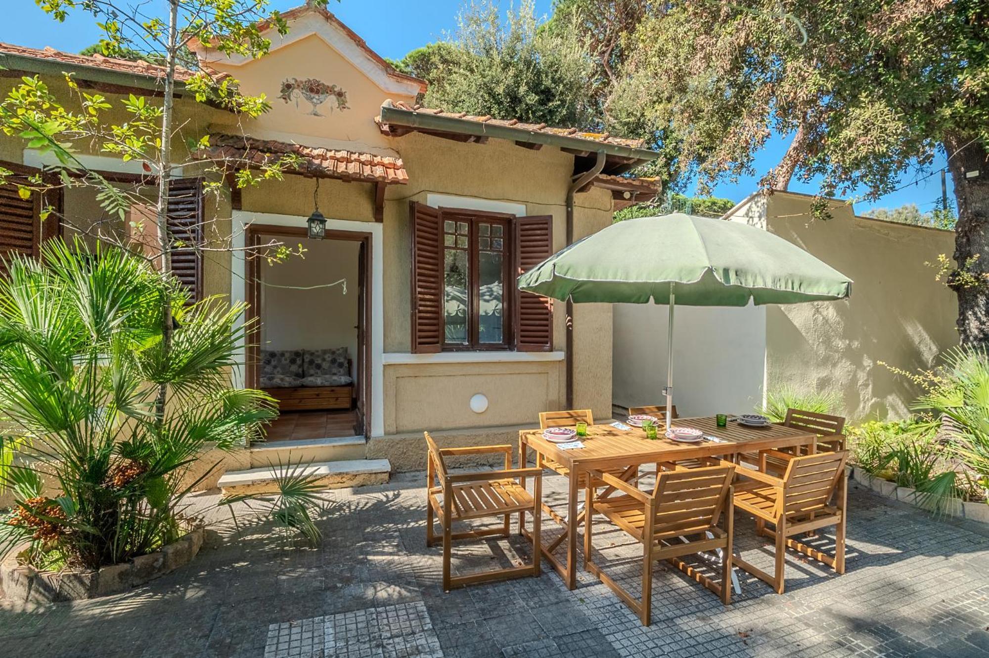 Exclusive Charming Villa - Free Parking 400 Mq Garden - Rome Airport - Roseto Villa Dream 프레제네 외부 사진